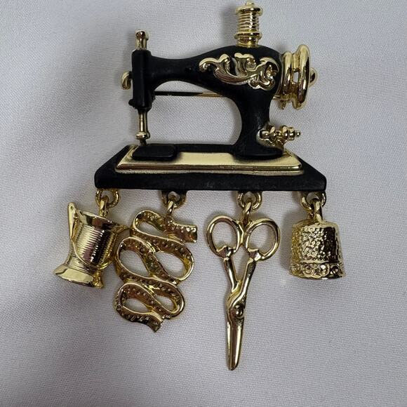 Vintage Dangle Charm Brooch Pin Lot - Sewing Machine, Hospital, House, Suitcase - Picture 4 of 10